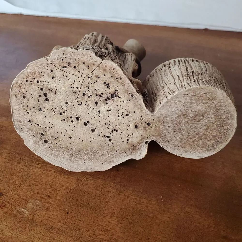 Ricardo Vintage Wood Carving Votive Candle Holder Fancy Couple Kissing On Bench - Picture 9 of 12